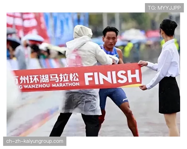 冠军球队球员参与公益马拉松传播健康理念，马拉松运动员签约赞助